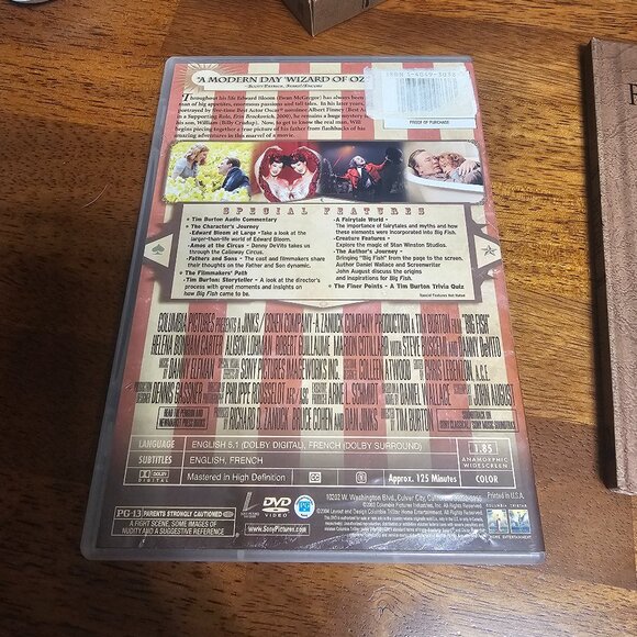 Big Fish DVD with Book - Picture 3 of 6